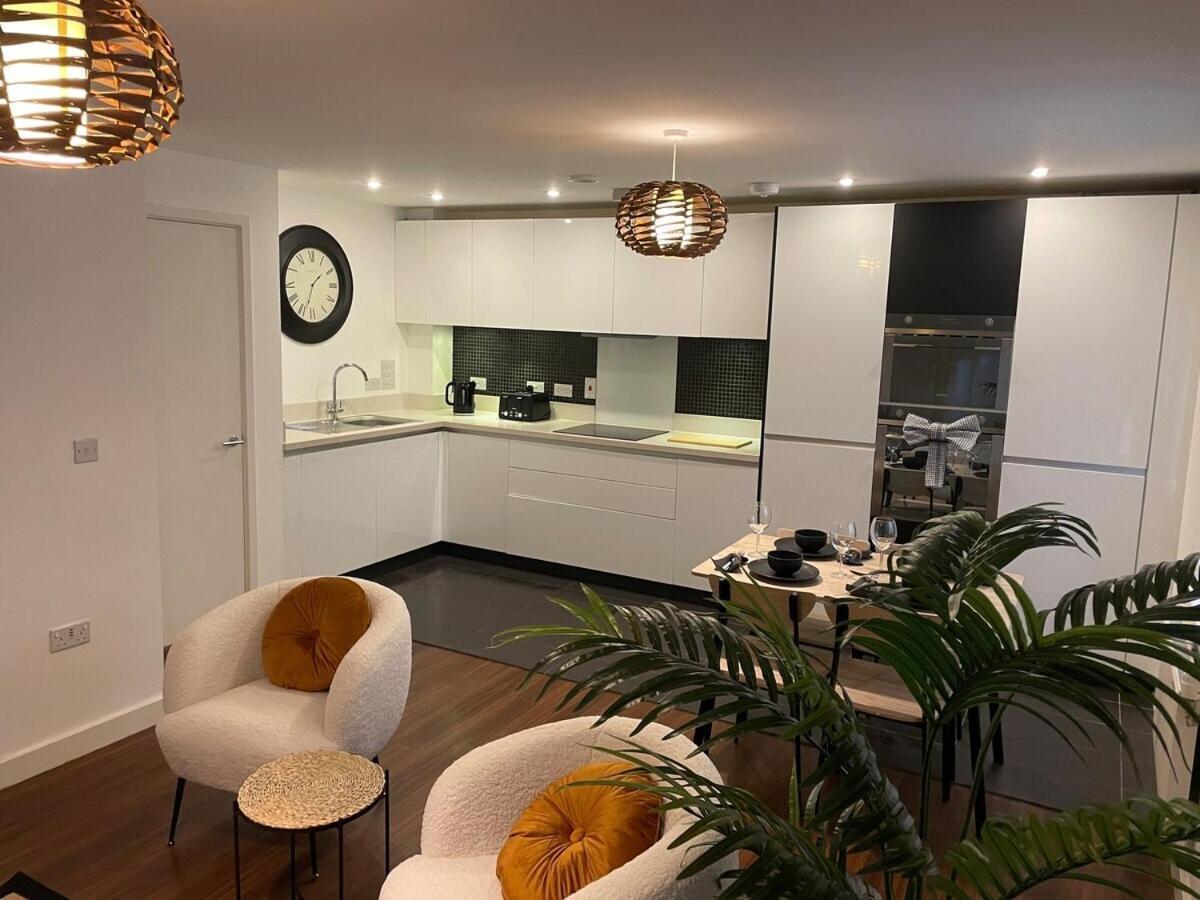 Superior Cambridge 2 Bed Apartment Inc King Bed Trumpington Экстерьер фото