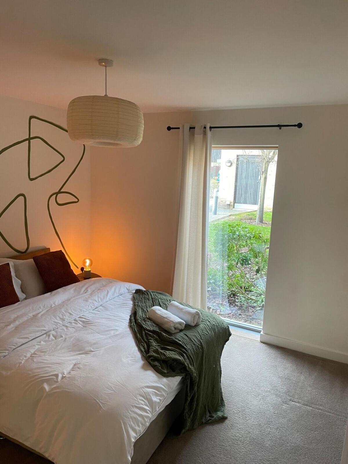 Superior Cambridge 2 Bed Apartment Inc King Bed Trumpington Экстерьер фото