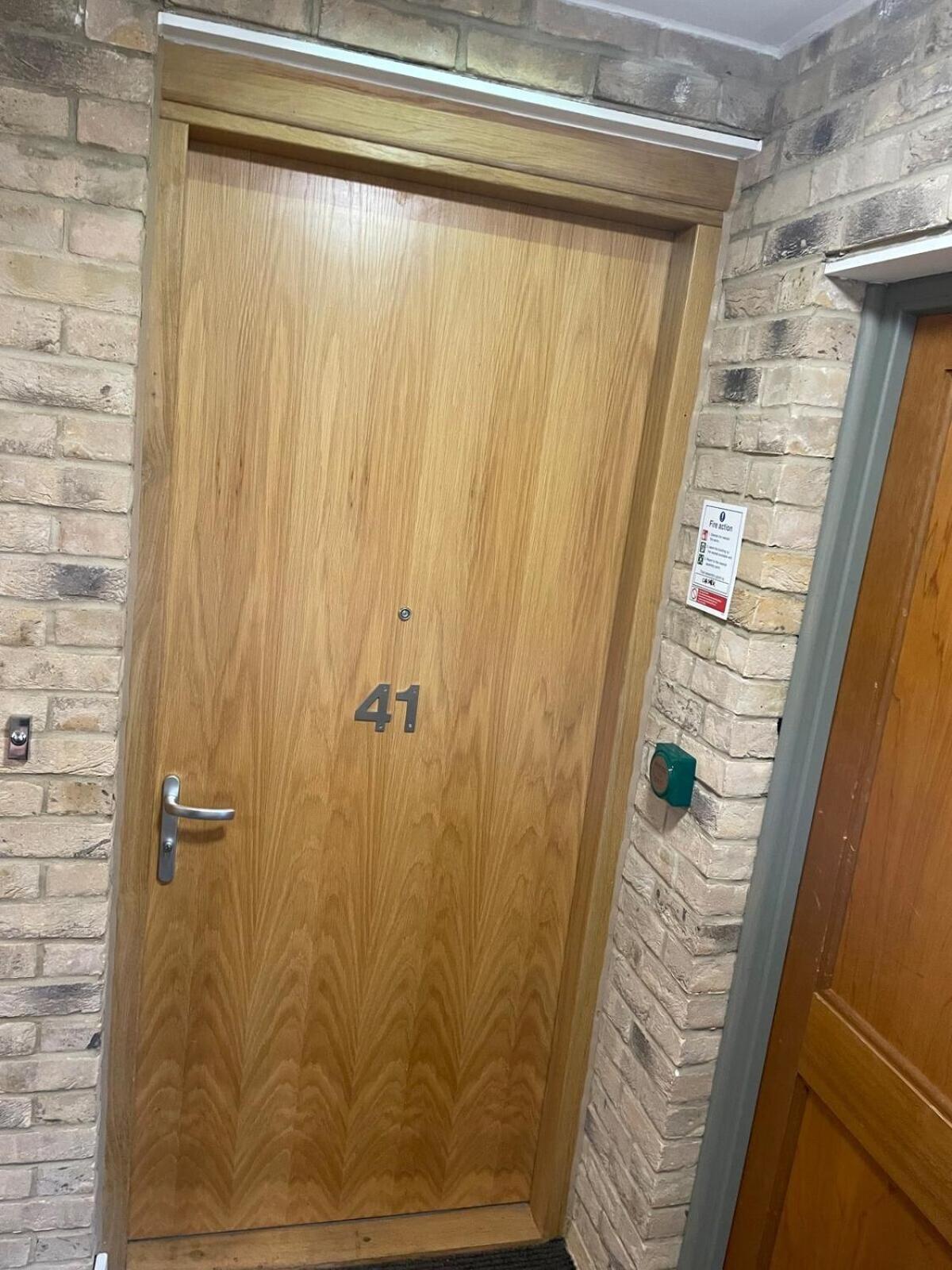 Superior Cambridge 2 Bed Apartment Inc King Bed Trumpington Экстерьер фото